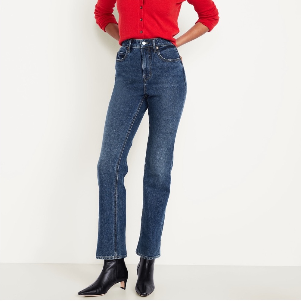 Old Navy Extra High-Waisted Boot-Cut Jeans (size 6)